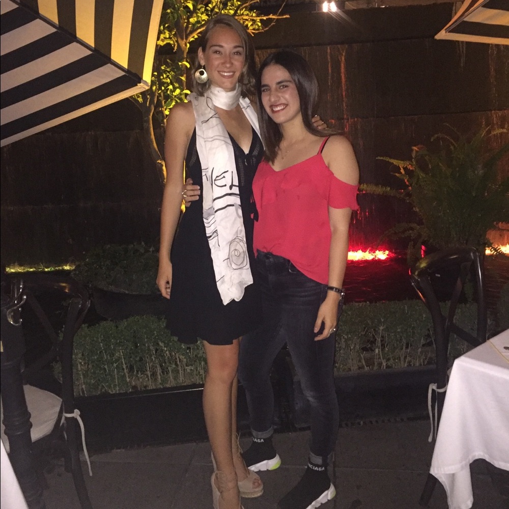 Meet your Posher, Isabela